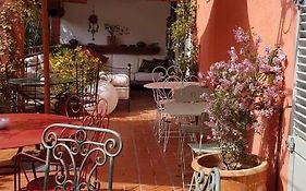Le Belvédère - Chambres d'hôtes de charme et Restaurant